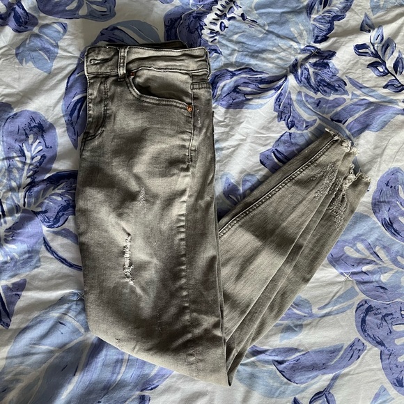 Denim&Co Denim - Grey Ripped Jeans Size 6 From Denim Co